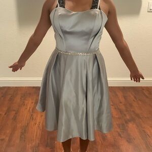 mayoqueen Short Silver Satin Bridesmaid Prom…